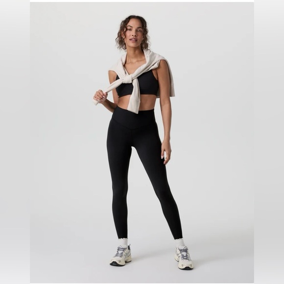 NWT Vuori AllTheForm™ Legging, size M - Picture 4 of 8